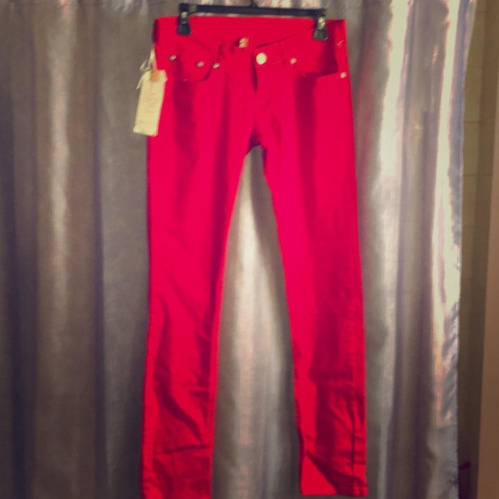 NEW True Rock Size 5/6 Red stretchy Jean Leggings